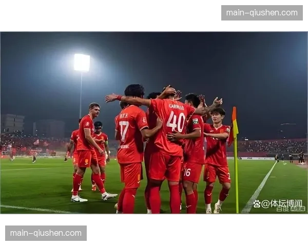 重庆铜梁龙vs武汉三镇赛事前瞻：黑马稳守迎劲旅，豪门重建遇考验